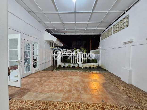 Rumah Minimalis 4 KT LT 180m2 di Sentul City Rumah Minimalis 4 KT LT 180m2 di Sentul City