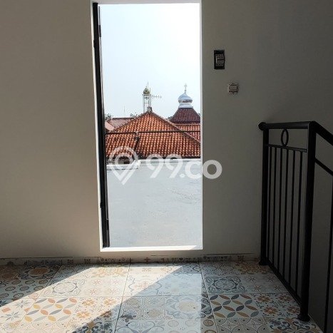 Rumah Modern 4 KT di BKR Bandung Unfurnished Rumah Modern 4 KT di BKR Bandung Unfurnished