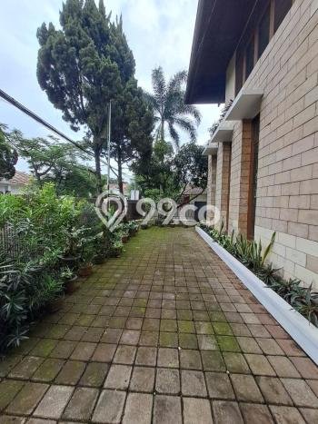 Rumah sewa siap huni 5 KT di Buah Batu, Bandung Rumah sewa siap huni 5 KT di Buah Batu, Bandung