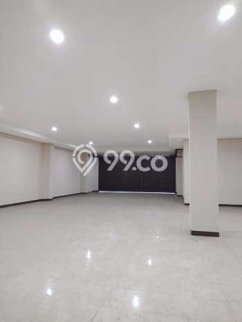 Disewakan Ruko Strategis Kawasan Otista, Luas 300m², Lokasi Berkembang Disewakan Ruko Strategis Kawasan Otista, Luas 300m², Lokasi Berkembang