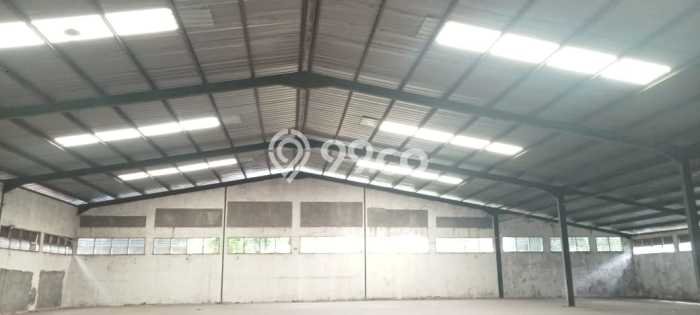 Gudang Premium Kawasan Leuwi Gajah, Luas 1200m², Mainroad, Area Bisnis Aktif Gudang Premium Kawasan Leuwi Gajah, Luas 1200m², Mainroad, Area Bisnis Aktif