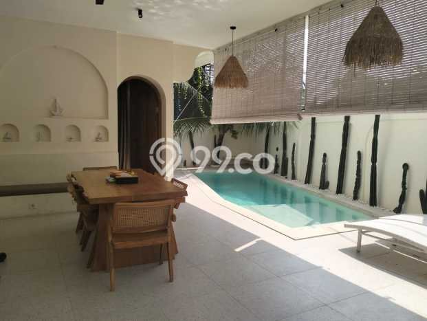 Rumah Elit LB 250m2 Siap Huni Desain Elegan di canggu, Badung Rumah Elit LB 250m2 Siap Huni Desain Elegan di canggu, Badung