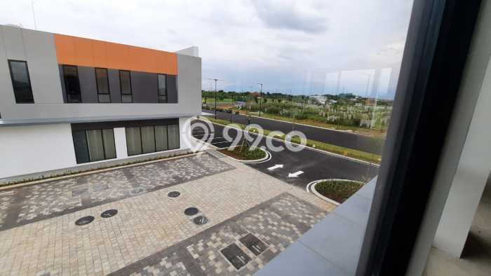 Ruko Dijual di Bandung LT 210m2 & LB 349m2 Lokasi Terbaik! Ruko Dijual di Bandung LT 210m2 & LB 349m2 Lokasi Terbaik!
