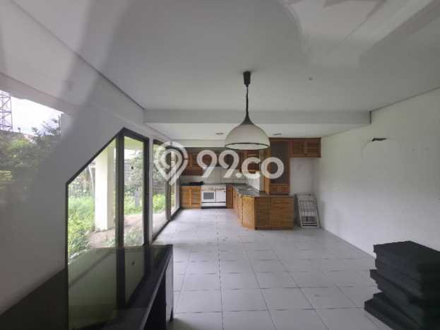 Disewakan! Rumah 4 Kamar Tidur &
5 Kamar Mandi di Setra Sari, Bandung Disewakan! Rumah 4 Kamar Tidur &
5 Kamar Mandi di Setra Sari, Bandung