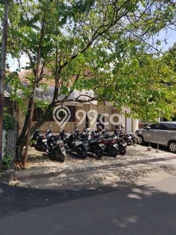 Komersial Disewa di Bandung dengan LB 250m2 Area Komersial Ramai Komersial Disewa di Bandung dengan LB 250m2 Area Komersial Ramai
