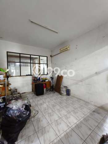 Gudang Dijual di Kopo LT 500m2, LB 900m2 untuk Investasi Gudang Dijual di Kopo LT 500m2, LB 900m2 untuk Investasi