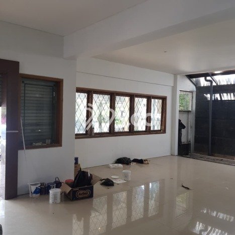 Komersial Disewa di Bandung dengan LB 250m2 Area Komersial Ramai Komersial Disewa di Bandung dengan LB 250m2 Area Komersial Ramai