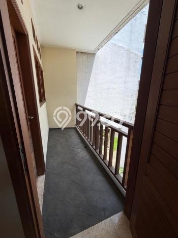 Disewakan Rumah Murah di Pasteur Bandung dengan 3 KT Disewakan Rumah Murah di Pasteur Bandung dengan 3 KT