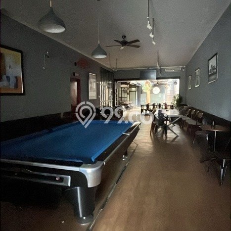 LOKASI BISNIS! Komersial Disewakan Kawasan Riau, Luas 230m², Jalan Utama, Ready Usaha LOKASI BISNIS! Komersial Disewakan Kawasan Riau, Luas 230m², Jalan Utama, Ready Usaha
