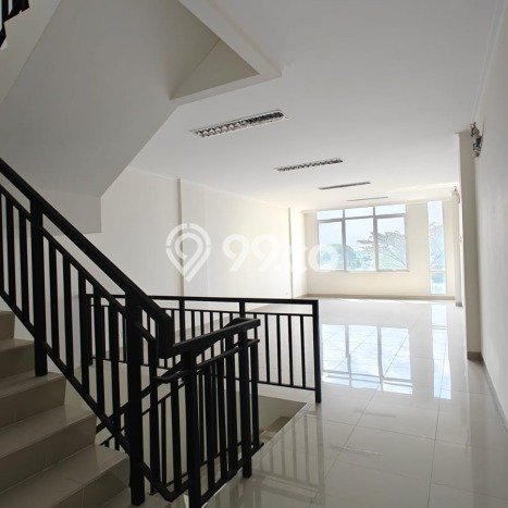 Ruko Area Komersial di Summarecon Bandung, Luas 198m², Posisi Prima Ruko Area Komersial di Summarecon Bandung, Luas 198m², Posisi Prima