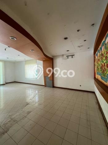 Disewakan Komersial di Kawasan Ramai Cihampelas Luas 375m2 Disewakan Komersial di Kawasan Ramai Cihampelas Luas 375m2