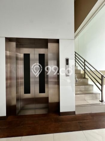 Kantor Bagus LT 735m2 LB 700m2 Dijual di Coblong Bandung Kantor Bagus LT 735m2 LB 700m2 Dijual di Coblong Bandung