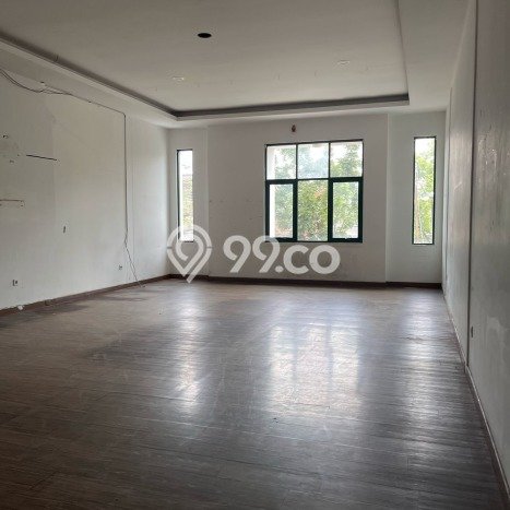 Ruko Kawasan Bisnis di , Luas 240m2m², Siap Usaha Ruko Kawasan Bisnis di , Luas 240m2m², Siap Usaha