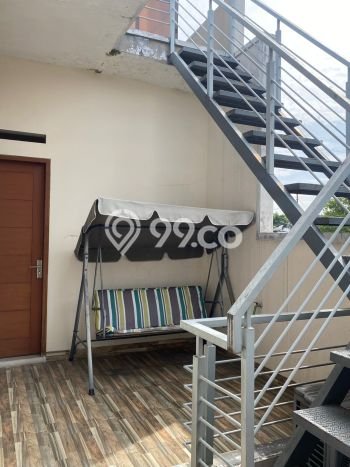 Rumah Mewah LB 350m2 Siap Pakai Desain Elegan di Buah Batu, Bandung Rumah Mewah LB 350m2 Siap Pakai Desain Elegan di Buah Batu, Bandung