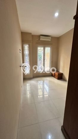 Rumah Minimalis 2 KT di Sektor 9-Bintaro Tangerang Selatan Semi Furnished Rumah Minimalis 2 KT di Sektor 9-Bintaro Tangerang Selatan Semi Furnished