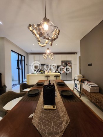 Rumah Eksklusif Dijual LT 148m2 di Pesanggrahan, Jakarta Selatan Rumah Eksklusif Dijual LT 148m2 di Pesanggrahan, Jakarta Selatan
