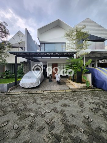 Rumah Eksklusif Dijual LT 148m2 di Pesanggrahan, Jakarta Selatan Rumah Eksklusif Dijual LT 148m2 di Pesanggrahan, Jakarta Selatan
