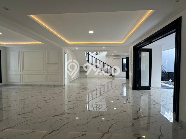 Jual Rumah Luas Elegan Dengan View Cantik di Sektor 8 - Bintaro, Tangerang Selatan Jual Rumah Luas Elegan Dengan View Cantik di Sektor 8 - Bintaro, Tangerang Selatan