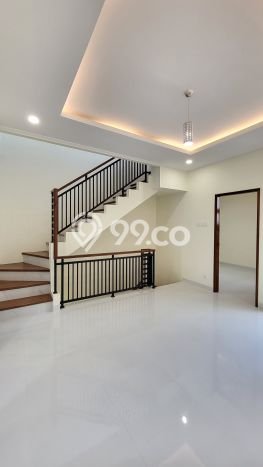 Rumah Modern 4 KT di Bintaro Jakarta Selatan Unfurnished Rumah Modern 4 KT di Bintaro Jakarta Selatan Unfurnished