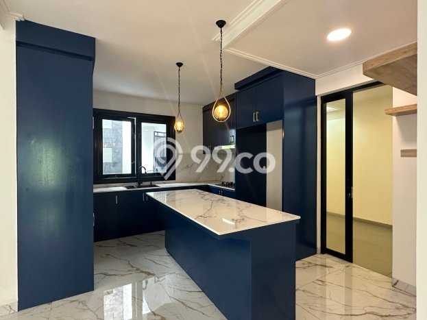 Jual Rumah Luas Elegan Dengan View Cantik di Sektor 8 - Bintaro, Tangerang Selatan Jual Rumah Luas Elegan Dengan View Cantik di Sektor 8 - Bintaro, Tangerang Selatan