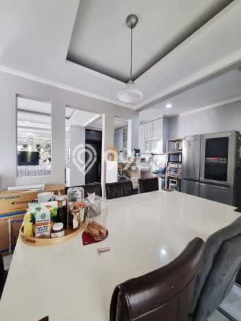 For Sale! Luxury House LT 120m2 Desain Modern di Sektor 9-Bintaro For Sale! Luxury House LT 120m2 Desain Modern di Sektor 9-Bintaro