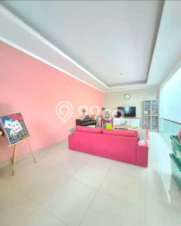 For Sale! Premium House LT 239m2 Desain Elegan di Sektor 7-Bintaro For Sale! Premium House LT 239m2 Desain Elegan di Sektor 7-Bintaro