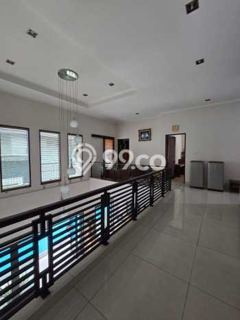 Rumah Luxury Modern Tanpa Renovasi di Sektor 9-Bintaro Tangerang Selatan Rumah Luxury Modern Tanpa Renovasi di Sektor 9-Bintaro Tangerang Selatan