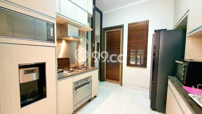 Hunian Elit LB 186m2 Siap Huni Desain Elegan di Bintaro, Jakarta Selatan Hunian Elit LB 186m2 Siap Huni Desain Elegan di Bintaro, Jakarta Selatan