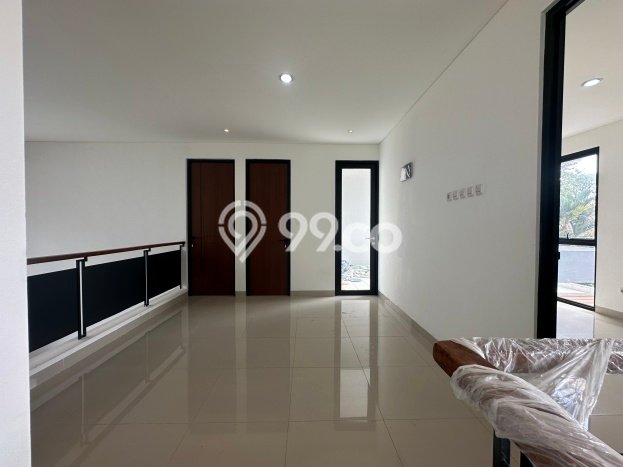 Jual Rumah Luas Megah Dengan View Eksklusif di Sektor 9-Bintaro, Tangerang Selatan Jual Rumah Luas Megah Dengan View Eksklusif di Sektor 9-Bintaro, Tangerang Selatan