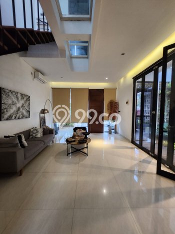 Rumah Eksklusif Dijual LT 148m2 di Pesanggrahan, Jakarta Selatan Rumah Eksklusif Dijual LT 148m2 di Pesanggrahan, Jakarta Selatan