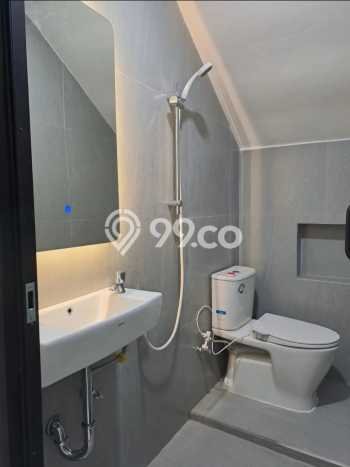 Rumah Elit LB 125m2 Siap Huni Desain Elegan di Sektor 4 - Bintaro, Jakarta Selatan Rumah Elit LB 125m2 Siap Huni Desain Elegan di Sektor 4 - Bintaro, Jakarta Selatan