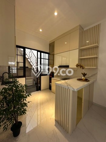 Rumah Elit LB 150m2 Siap Pakai Desain Elegan di Bintaro, Tangerang Selatan Rumah Elit LB 150m2 Siap Pakai Desain Elegan di Bintaro, Tangerang Selatan