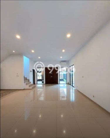 Ready to Use! Luxury House LT 243m2 Desain Elegan di Pondok Ranji Ready to Use! Luxury House LT 243m2 Desain Elegan di Pondok Ranji