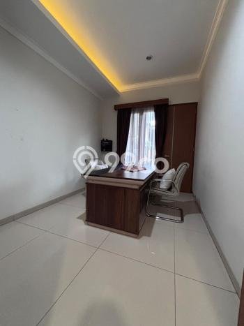 Hunian Eksklusif Dijual LT 256m2 di BSD, Tangerang Selatan Hunian Eksklusif Dijual LT 256m2 di BSD, Tangerang Selatan