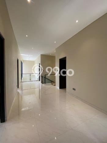 Ready to Use! Premium House LT 324m2 Desain Elegan di Bintaro Ready to Use! Premium House LT 324m2 Desain Elegan di Bintaro