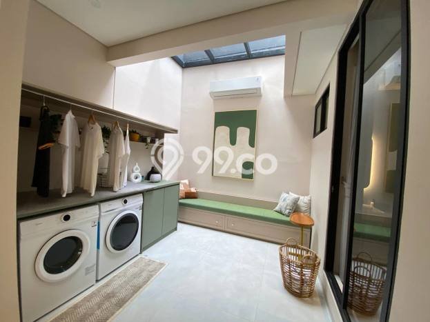 Jual Rumah Luas Megah Dengan View Cantik di Bintaro, Tangerang Selatan Jual Rumah Luas Megah Dengan View Cantik di Bintaro, Tangerang Selatan