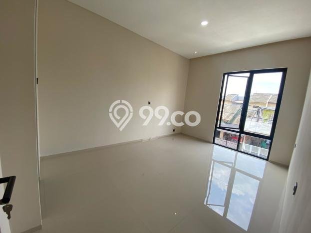 Hunian Cantik Modern Lb 133m2 di BSD, Tangerang Selatan Hunian Cantik Modern Lb 133m2 di BSD, Tangerang Selatan