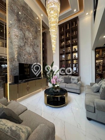 Rumah Luxury Modern Tanpa Renovasi di BSD Tangerang Rumah Luxury Modern Tanpa Renovasi di BSD Tangerang