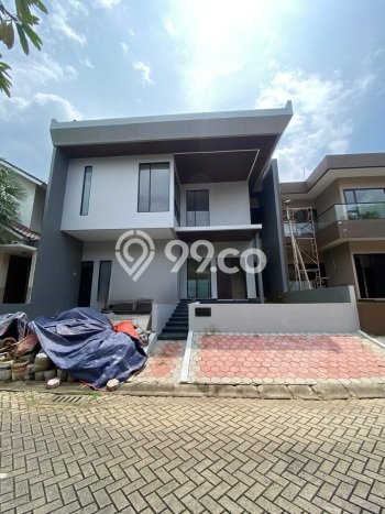 Ready to Use! Premium House LT 324m2 Desain Elegan di Bintaro Ready to Use! Premium House LT 324m2 Desain Elegan di Bintaro