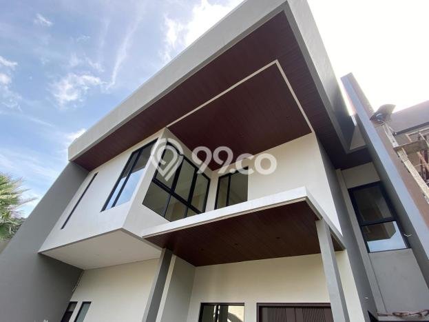 Ready to Use! Premium House LT 324m2 Desain Elegan di Bintaro Ready to Use! Premium House LT 324m2 Desain Elegan di Bintaro