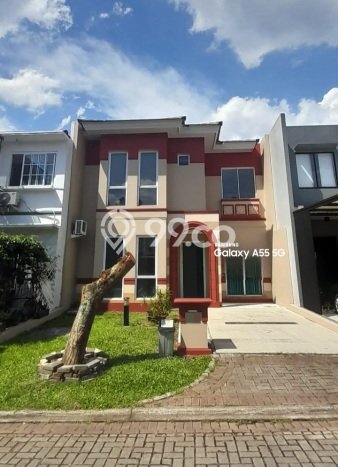 Rumah Eksklusif Siap Huni LT 144m2 di BSD, Tangerang Selatan Rumah Eksklusif Siap Huni LT 144m2 di BSD, Tangerang Selatan