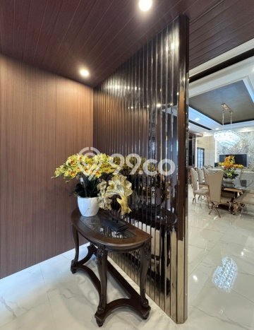 Rumah Luxury Modern Tanpa Renovasi di BSD Tangerang Rumah Luxury Modern Tanpa Renovasi di BSD Tangerang
