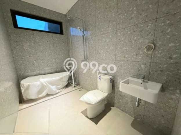 Jual Rumah Luas Megah Dengan View Cantik di Bintaro, Tangerang Selatan Jual Rumah Luas Megah Dengan View Cantik di Bintaro, Tangerang Selatan