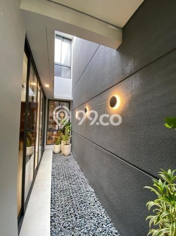 Jual Rumah Mewah Elegan Dengan View Eksklusif di Bintaro, Tangerang Selatan Jual Rumah Mewah Elegan Dengan View Eksklusif di Bintaro, Tangerang Selatan
