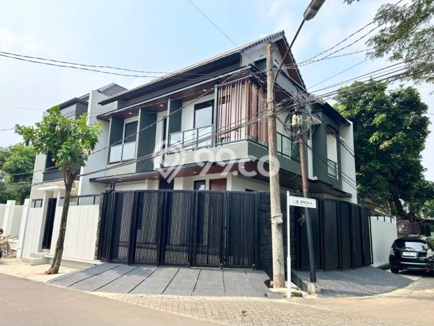 For Sale Rumah Elit Exclusive di BSD, Tangerang Selatan For Sale Rumah Elit Exclusive di BSD, Tangerang Selatan