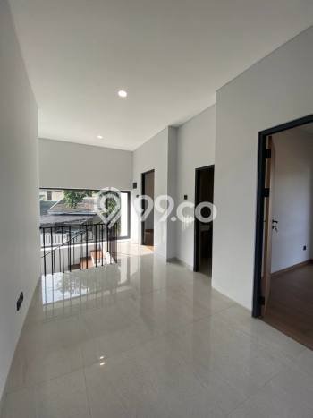 Dijual Rumah Mewah Exclusive di BSD, Tangerang Selatan Dijual Rumah Mewah Exclusive di BSD, Tangerang Selatan