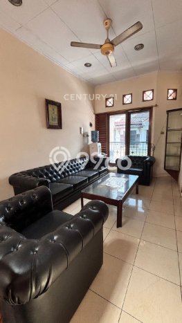 Jual Rumah Luas Elegan Dengan View Eksklusif di Rawamangun, Jakarta Timur Jual Rumah Luas Elegan Dengan View Eksklusif di Rawamangun, Jakarta Timur