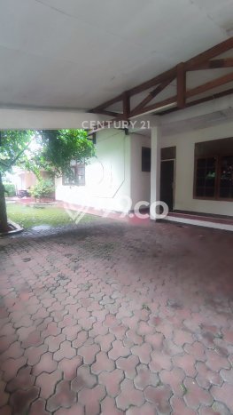 Rumah Elit LB 400m2 Siap Pakai Desain Elegan di Jati Padang, Jakarta Selatan Rumah Elit LB 400m2 Siap Pakai Desain Elegan di Jati Padang, Jakarta Selatan
