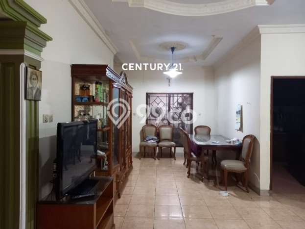 Rumah Luxury Modern Tanpa Renovasi di Utan Kayu Jakarta Timur Rumah Luxury Modern Tanpa Renovasi di Utan Kayu Jakarta Timur