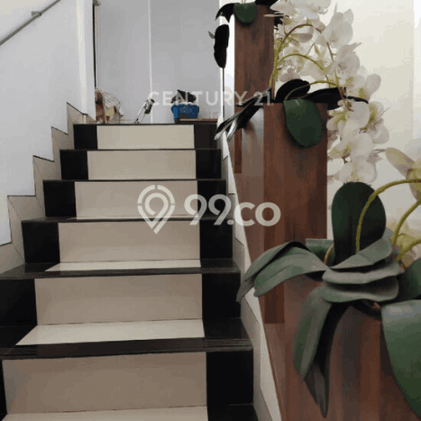 Rumah Luxury Modern Tanpa Renovasi di Rawamangun Jakarta Timur Rumah Luxury Modern Tanpa Renovasi di Rawamangun Jakarta Timur